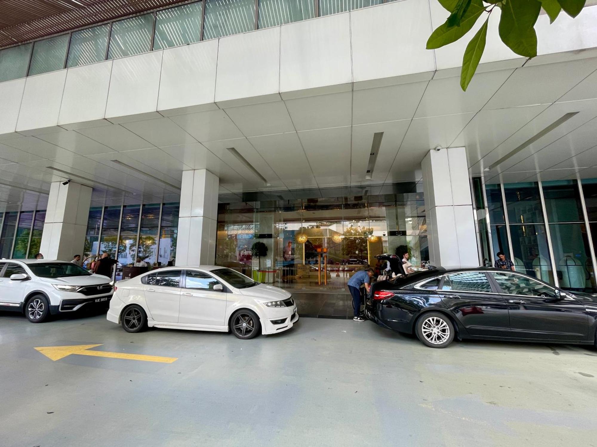 Platinum Klcc By Luxury Suites Kuala Lumpur Exterior photo