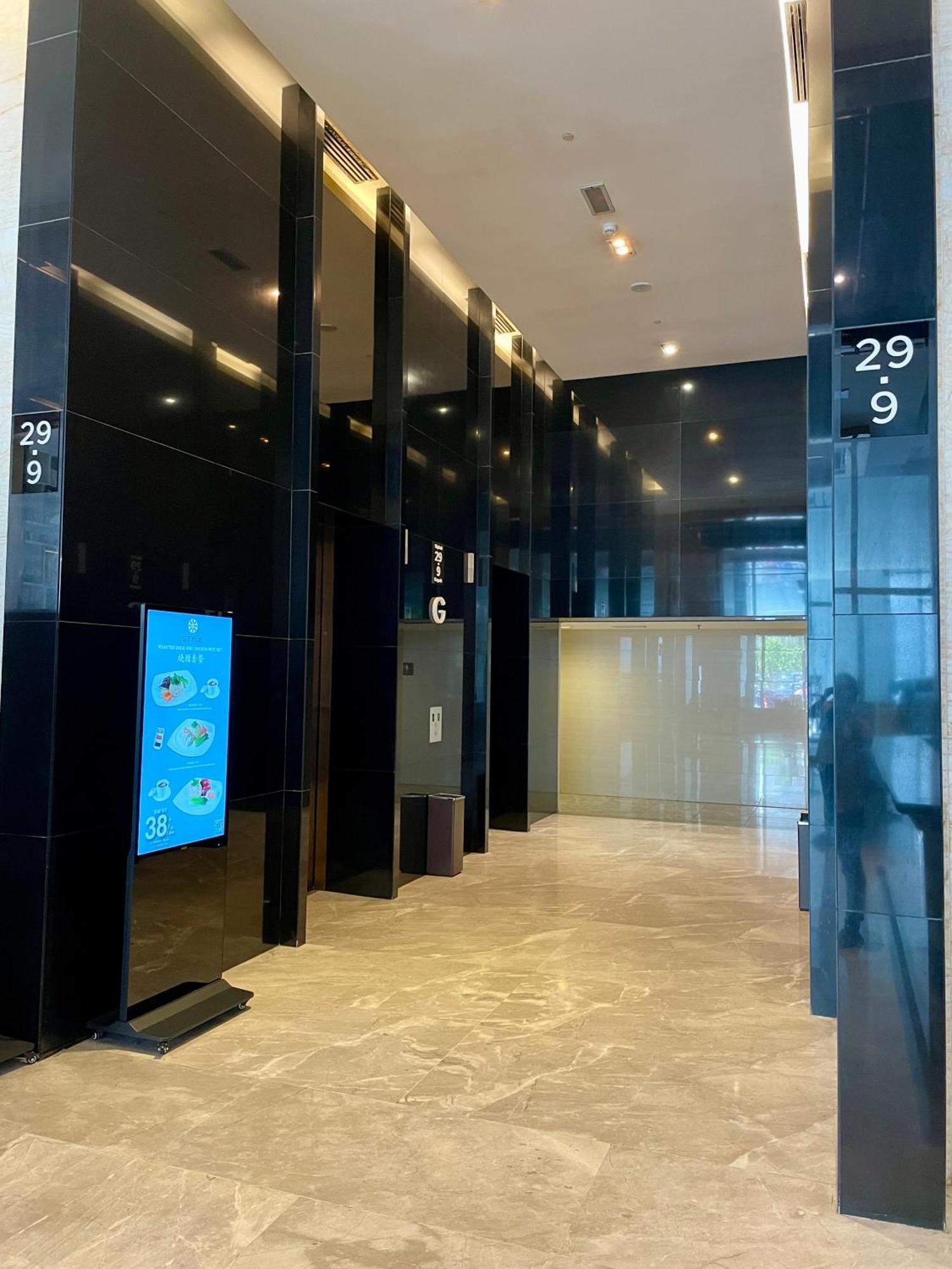 Platinum Klcc By Luxury Suites Kuala Lumpur Exterior photo