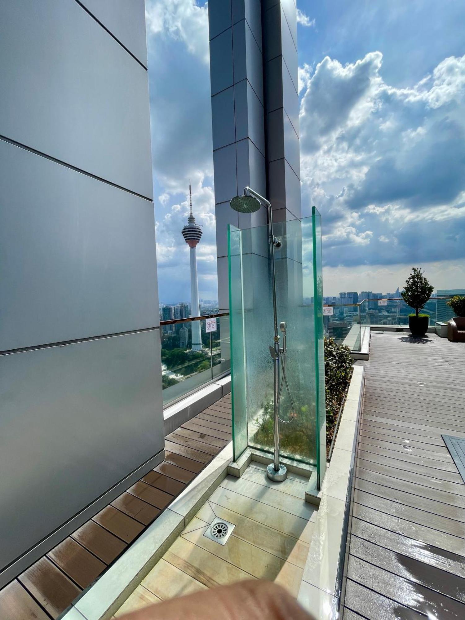 Platinum Klcc By Luxury Suites Kuala Lumpur Exterior photo