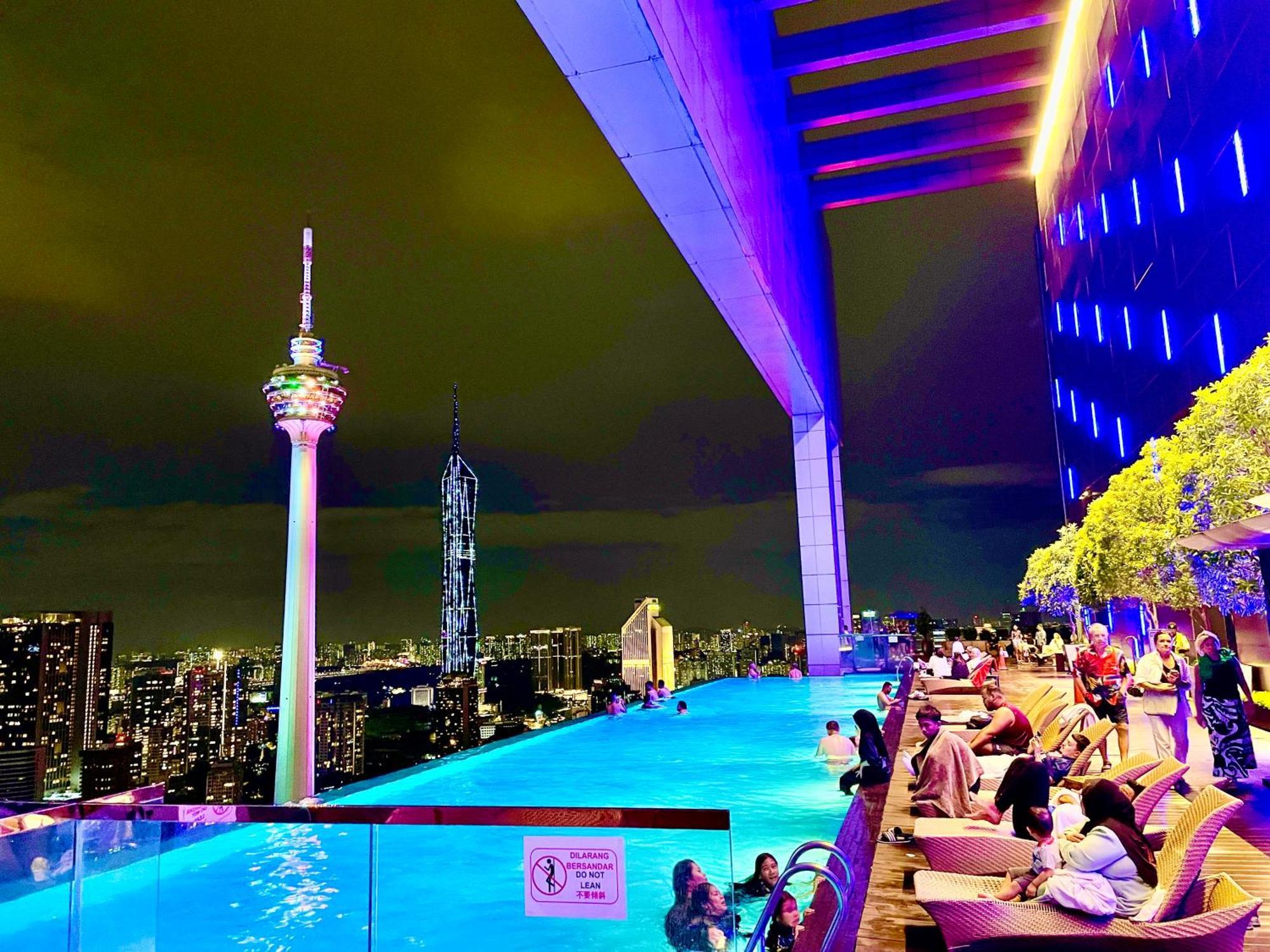 Platinum Klcc By Luxury Suites Kuala Lumpur Exterior photo