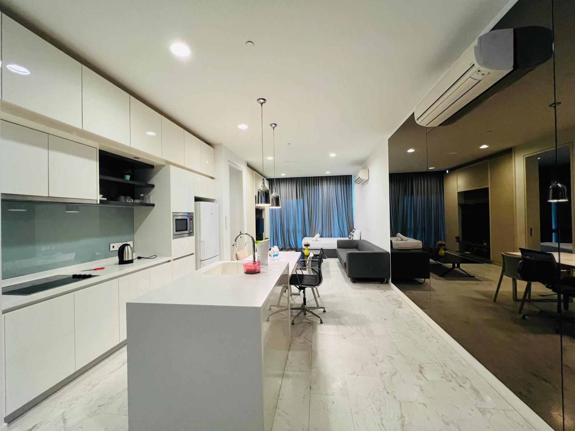 Platinum Klcc By Luxury Suites Kuala Lumpur Exterior photo